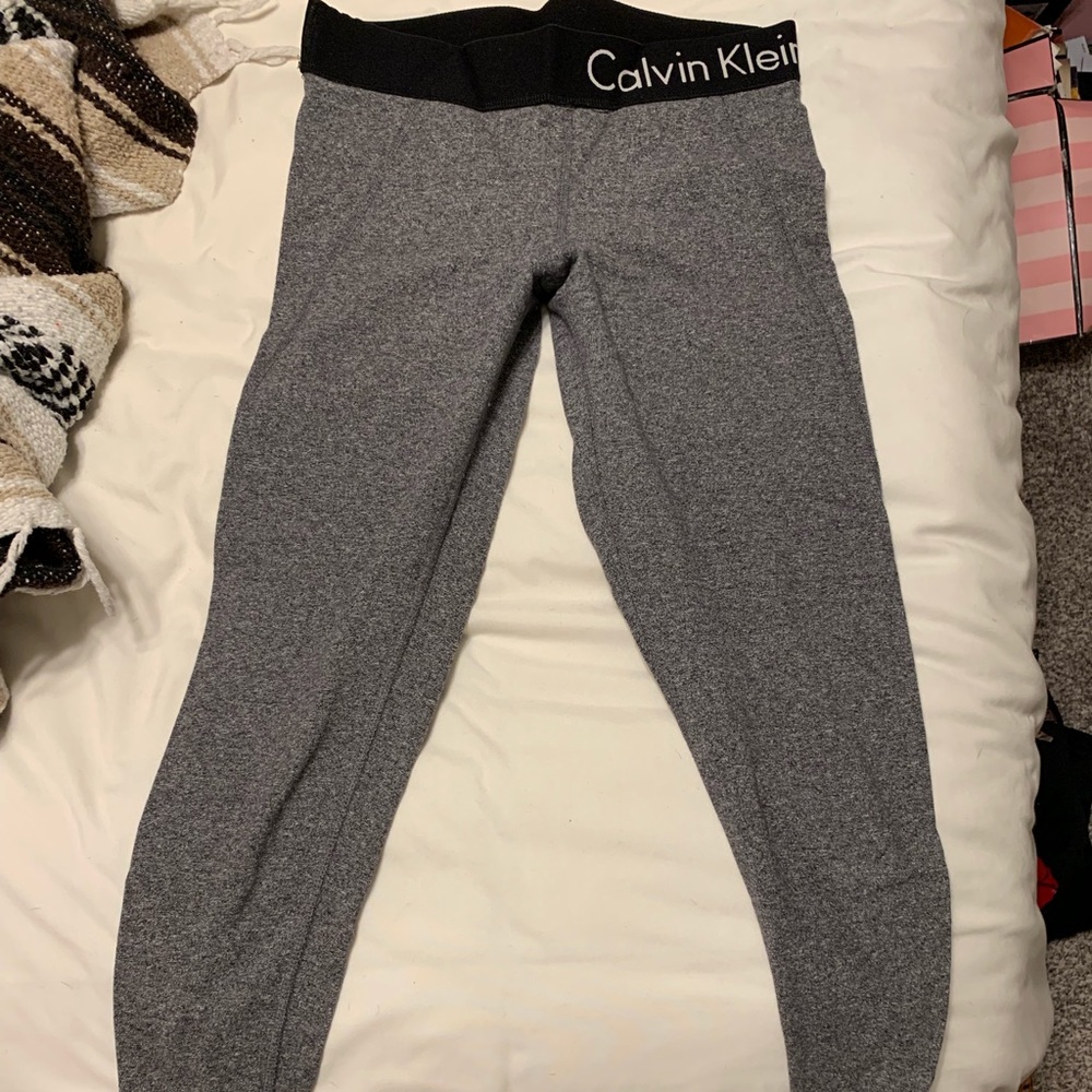 Calvin Klein cropped leggings